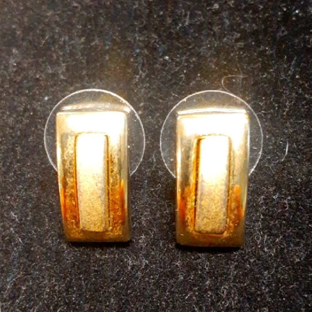 Napier Vintage Gold Tone Stud Earrings